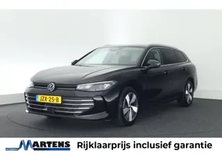 Volkswagen Passat Variant 1.5 eHybrid 204pk Business Trekhaak Camera Leder/Alcantara Stoel+ Stuurver