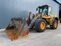 Volvo L90F (bj 2011)