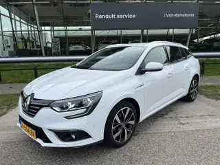 Renault Mégane Estate 1.3 TCe Bose / Camera / PDC V+A / Climate / Keyless / 17'' LMV /