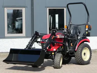Yanmar SA326 4wd HST / 00020 Draaiuren / Maxiloader