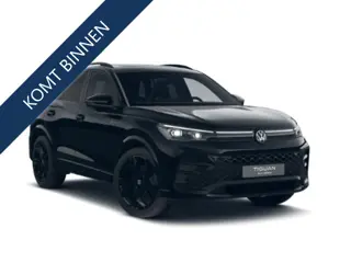 Volkswagen Tiguan 1.5 eHYBRID 272 PK NW AUTO R-LINE VW.TREKHAAK BLACK PANO XL.NAVI STOEL/STUUR VERW.
