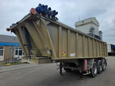 Benalu C34 Benalu 3-assige kipper - SMB assen - Trommelremmen - Luchtvering PM2937