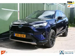 Toyota RAV4 2.5 Hybrid Style BI-TONE, TREKHAAK, NAVIGATIE, HALF LEER, 360 CAMERA, STOEL VERWARMING