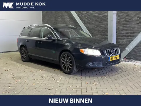 Volvo V70 2.4 D5 Summum | Trekhaak | Leder | Stoelverwarming | Getint Glas | 18 Inch