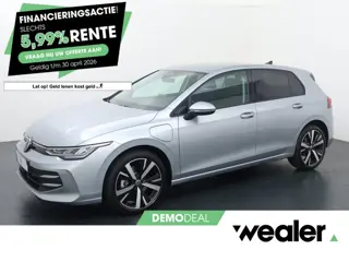 Volkswagen Golf 8 Life Edition 1.5 eHybrid 150 kW / 204 PK DSG | Stoel- & stuurwielverwarming |