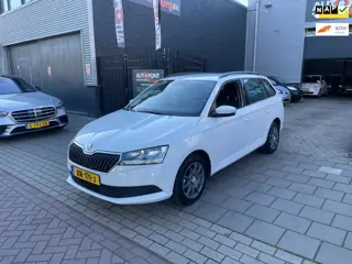 Skoda Fabia Combi 1.0 Active Airco CruiseControl Carplay NAP APK