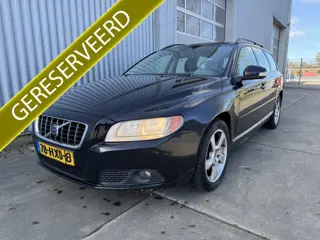 Volvo V70 2.4 D5 Kinetic AUT. LEDER. (bj 2008)
