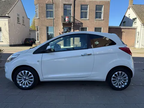 Ford Ka 1.2 Titanium X WEINIG KM EERSTE EIGENAAR AIRCO