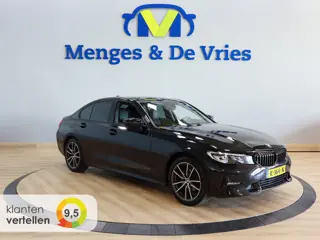 BMW 3 Serie 318i Executive Edition Sport Line Airco ECC | Virtual | Sfeer | Apple Carplay | M Stuur 