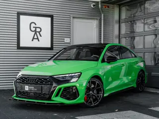 Audi RS3 Limousine 2.5 TFSI quattro | Keramisch | Panorama | Hulk