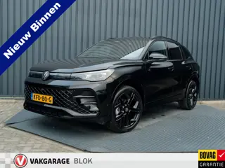 Volkswagen Tiguan 1.5 eTSI R-Line Edition | Panodak | Head Up | Trekhaak wegkl. | 360 Camera | Harma