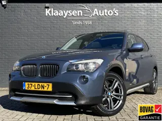 BMW X1 sDrive18i Executive AUT. | navigatie | panoramadak | sportstoelen | xenon verlichting | licht