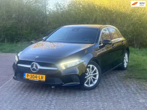 Mercedes-Benz A-klasse 200 Business Solution AMG Upgrade