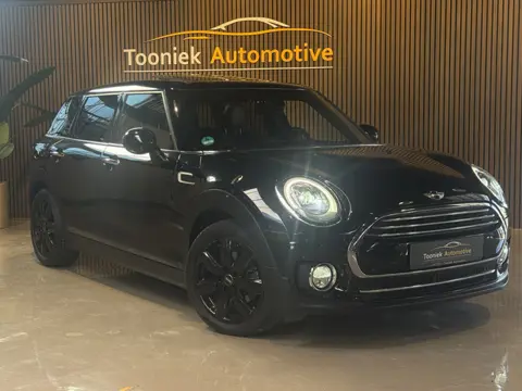 MINI Clubman Pano Dak 1.5 Cooper Chili Rood Leer Navigatie  Cruise  control LMV