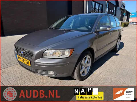 Volvo V50 1.6D Edition I| HALF LEER| AIRCO|LICHT METAAL|