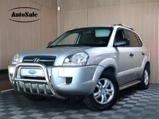 Hyundai Tucson 2.0i Active Joy AIRCO PARROT BT "07