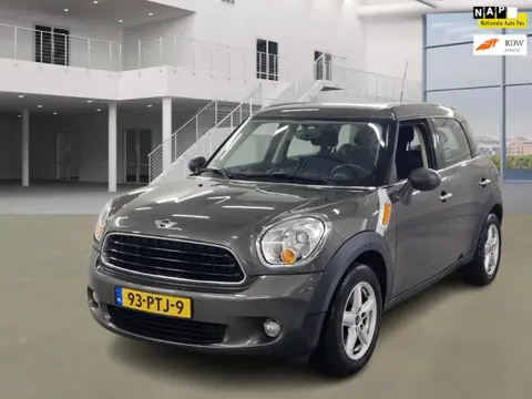 Mini Mini Countryman 1.6 One Pepper