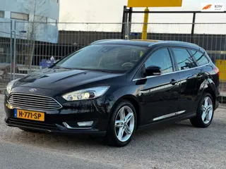 Ford Focus Wagon 1.5 EcoBoost Titanium|xenon|camera|navi|halfleder|stoelverw|6bak