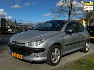Peugeot 206 1.6-16V XS Premium