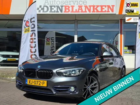 BMW 1-serie 118i Executive BJ.2019 / Navi / Led koplampen / Clima / Sportstoelen / Pdc / Trekhaak !!