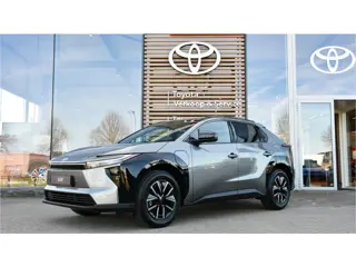 Toyota Bz4x Dynamic 73 kWh Automaat 224pk | Nieuw, direct uit voorraad leverbaar! | Warmtepomp |