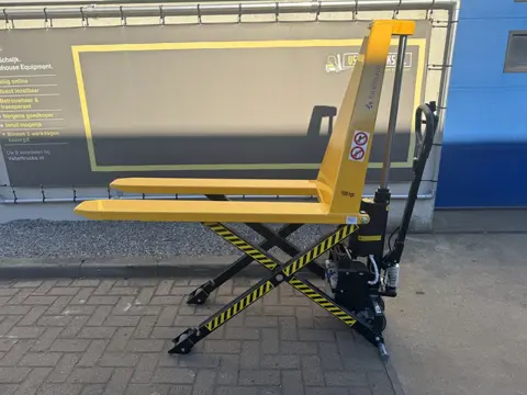 VS-22826 Semi-elektrische schaar hef werktafel