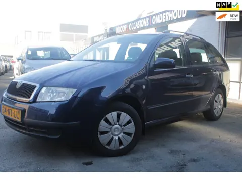 Skoda Fabia Combi 1.4-16V Choice | Airco | Cruise control | Parkeer sensor | Elec ramen | Trekhaak