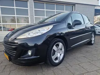 Peugeot 207 1.6 VTi Première