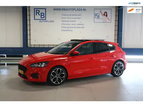 Ford Focus 1.0 EcoBoost ST Line Business 12 MAANDEN GARANTIE/ FULL OPTIONS! / DEALER ONDERHOUDEN!