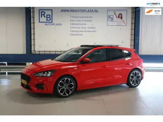 Ford Focus 1.0 EcoBoost ST Line Business 12 MAANDEN GARANTIE/ FULL OPTIONS! / DEALER ONDERHOUDEN!