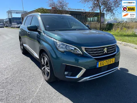 Peugeot 5008 1.2 PureTech Blue Lease GT-Line, 7pers, Trekhaak, Cam, Navi, Pdc, Carplay, Keyless, Lmv