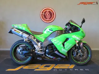 Kawasaki NINJA ZX10R HISTORIE AKRA! (bj 2006)