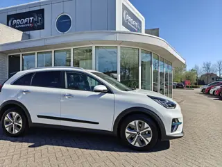 Kia E-Niro DynamicPlusLine 39 kWh / Eerste eigenaar / Schuifdak / Uitmuntende staat / SOH 100%