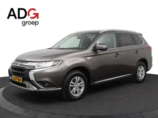 Mitsubishi Outlander 2.4 PHEV Pure | Parkeercamera | Keyless Entry/start | Climate Control | Cruise-