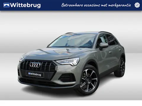 Audi Q3 45 TFSI 245pk e Business S-Tronic Automaat / MMI Navigatie / LM 19 inch / Elektr. klep / Par