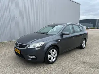 Kia Cee'd Sporty Wagon 1.4 CVVT Navigator Plus Pack 1 Eigenaar!!!