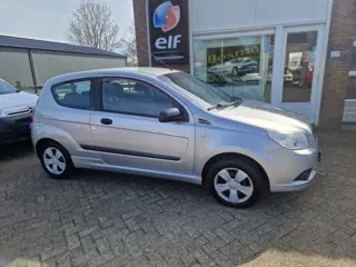 Chevrolet Aveo 1.2 16V "Clever" Stuurbekrachtiging - Trekhaak - Apk 03-04-2027 !!