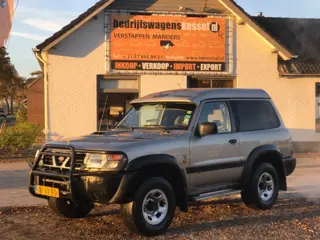 Nissan Patrol 3.0 Di 3-drs VAN 4x4 AWD Y61 (bj 2001)
