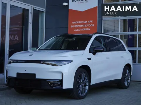 Leapmotor C10 REEV Design 28.4 kWh | 1500 trekgewicht | Nieuw uit voorraad Leverbaar | Panoramadak |