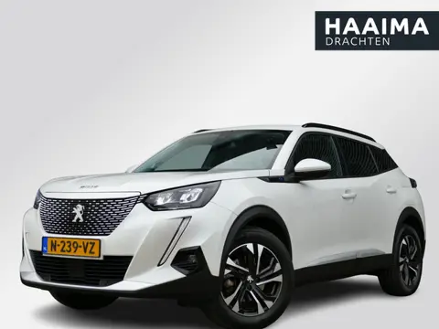 Peugeot e-2008 EV Allure Pack 50 kWh | WLTP 318KM | 3-Fase | Stoelverwarming | Parkeer Camera Achter