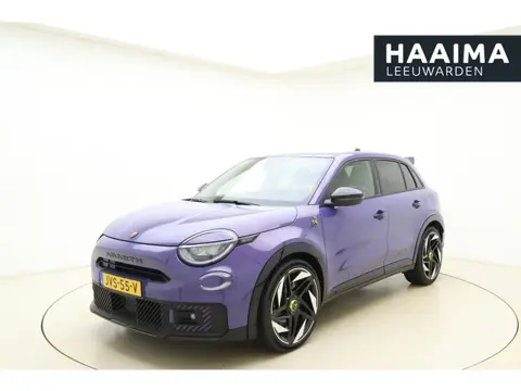 Abarth 600e Abarth Scorpionissima 54 kWh | Sabelt kuipstoelen | Sperdifferentieel | Sound Box | 20''
