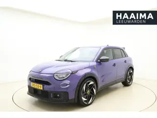 Abarth 600e Abarth Scorpionissima 54 kWh | Sabelt kuipstoelen | Sperdifferentieel | Sound Box | 20''