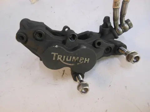 REMKLAUW RECHTS VOOR Triumph TT 600 2002 - 2003