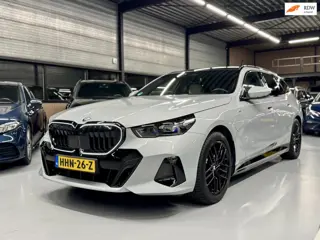 BMW 5-serie Touring 530e M-SPORT Pano/Harman/Trekhaak/Led