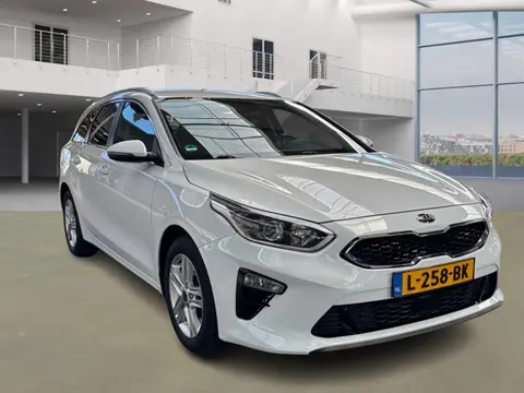 Kia Ceed Sportswagon 1.0 T-GDi DynPlusLine, Camera! Carplay! VERWACHT!