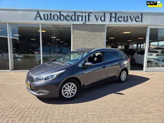 Kia Cee'd Sportswagon 1.6 GDI Business Pack * NAP *Camera*Navigatie*Trekhaak*PDC*Nieuwe APK*Cruise*L