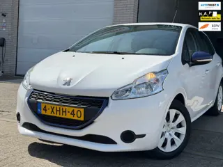 Peugeot 208 1.0 VTi LIKE/ luxe uitvoering/ 5drs/ nap/ 1jaar apk/ airco/ EL-ramen/ zeer nette auto.