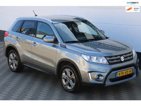 Suzuki VITARA 1.6 Exclusive Carplay Trekhaak Camera Cruise !!