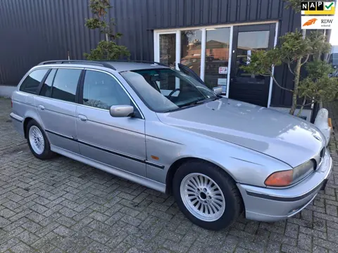 BMW 5-serie Touring 523i Executive *** opknapper **