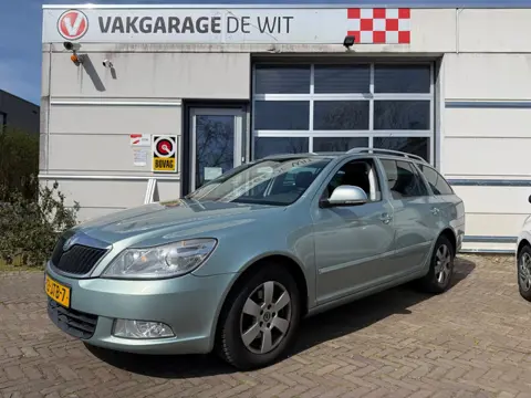 Skoda Octavia Combi 1.4 TSI Elegance